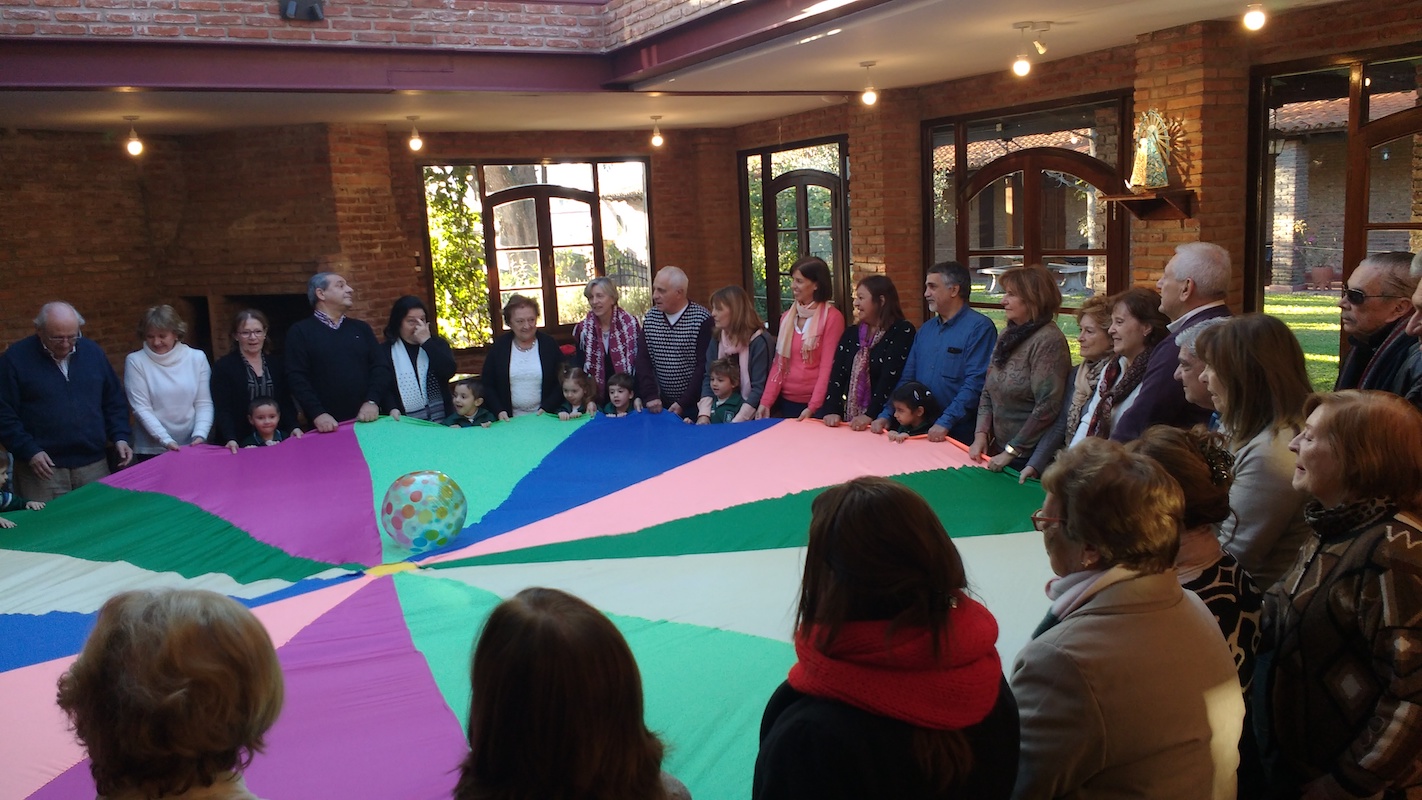 Encuentro de música con abuelos salas de 4 años junio 2018 Encuentro de música con abuelos salas de 4 años junio 2018