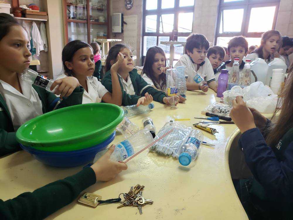 “Experinventos” en 4to Primaria “Experinventos” en 4to Primaria